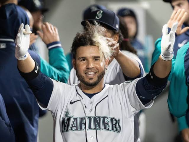 Eugenio Suarez is Back: Seattle Mariners Bring Back Fan Favorite to Town in Stunning Move